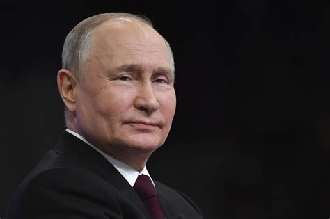 Putin supporters formally nominate him as independent candidate in Russian presidential election